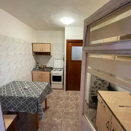 Apartman Garsoniera De Inchiriat Pentru Sezonul Estival *