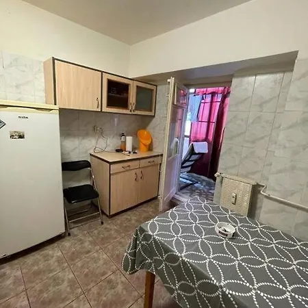 Garsoniera De Inchiriat Pentru Sezonul Estival Apartman Konstanca